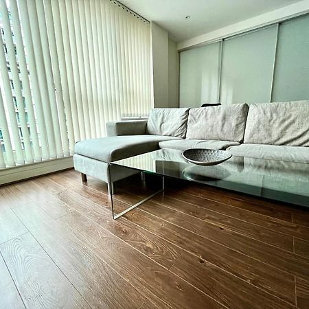 Appartement Aquarius At St. George Wharf à Londres Extérieur photo
