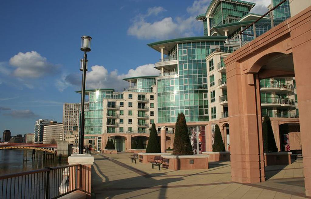 Appartement Aquarius At St. George Wharf à Londres Extérieur photo